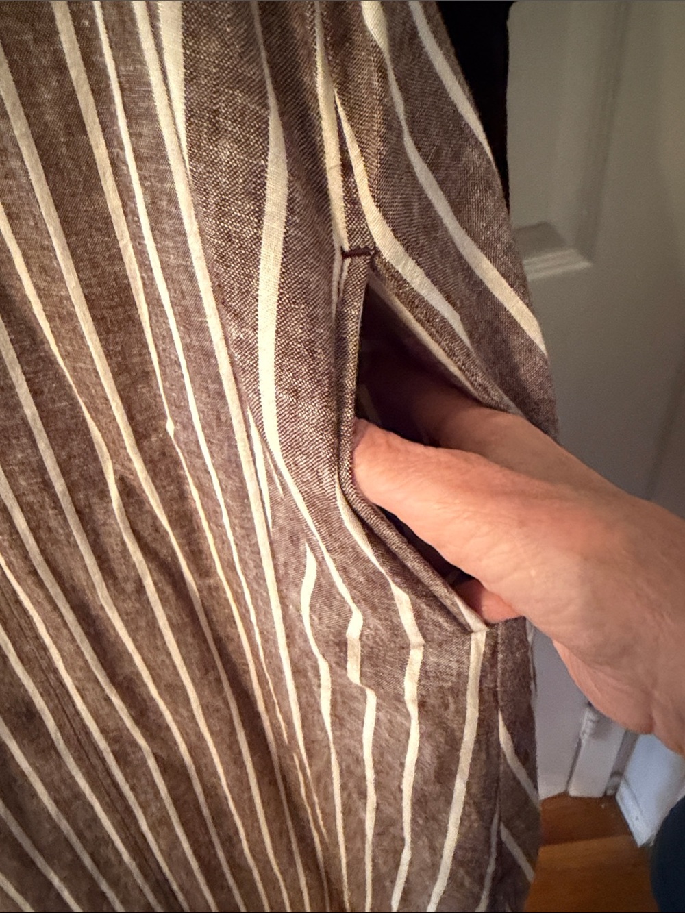 Lou&Grey Loft Sleeveless Brown Stripe Tie-Front Maxi Dress NWOT. This season M - Picture 7 of 9